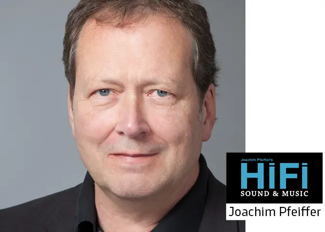 Joachim Pfeiffer discussing room acoustics improvements